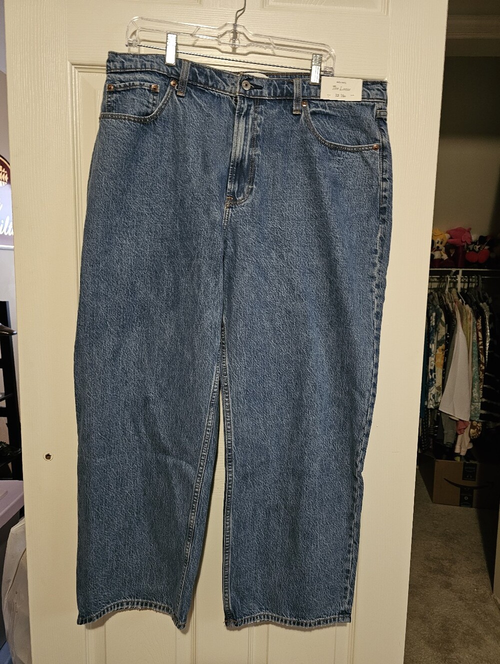 Abercrombie & Fitch Loose High Rise Jeans NWT 33 16s